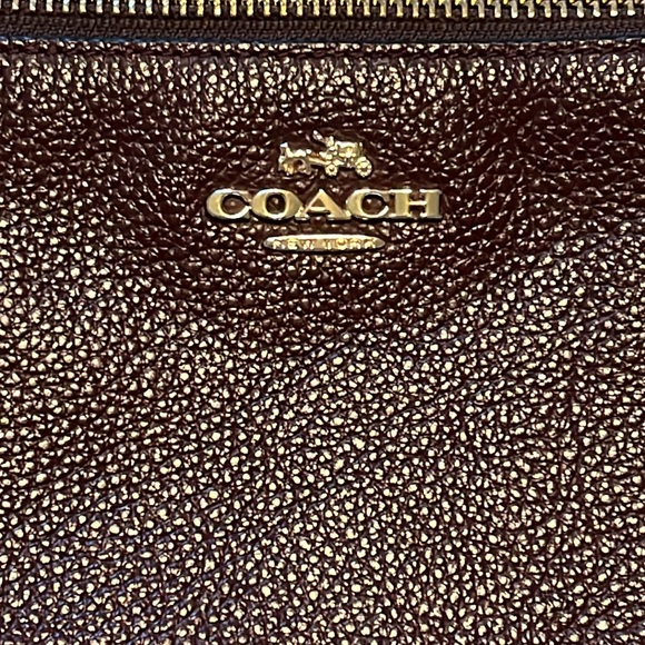 Coach chocolate brown double pocket purse - Picture 6 of 6